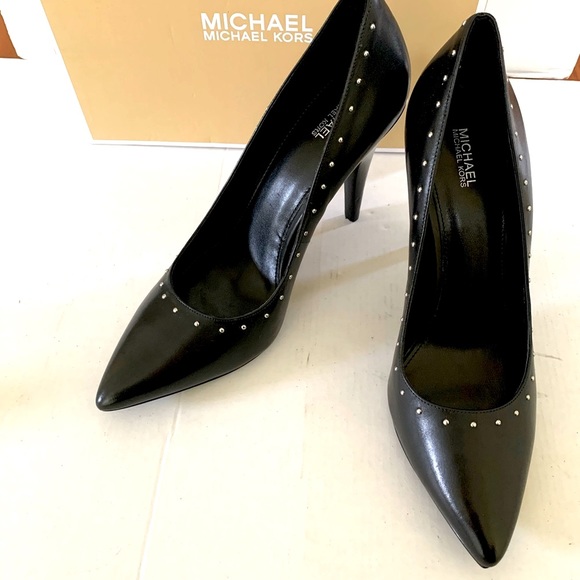 Michael Kors black leather shoes Gemma pump silver metal studs MK logo cap US10 - Picture 1 of 10